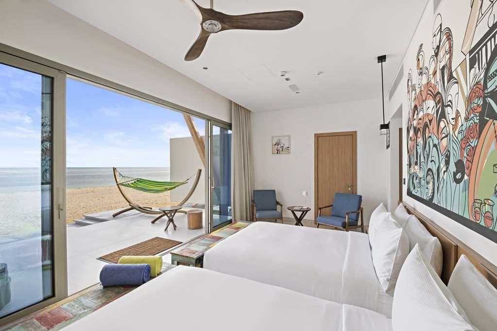 Fuwayrit Fuwairit Kite Beach, Tapestry Collection By Hilton חדר תמונה