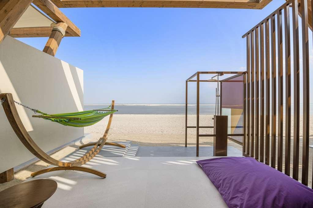 Fuwayrit Fuwairit Kite Beach, Tapestry Collection By Hilton חדר תמונה