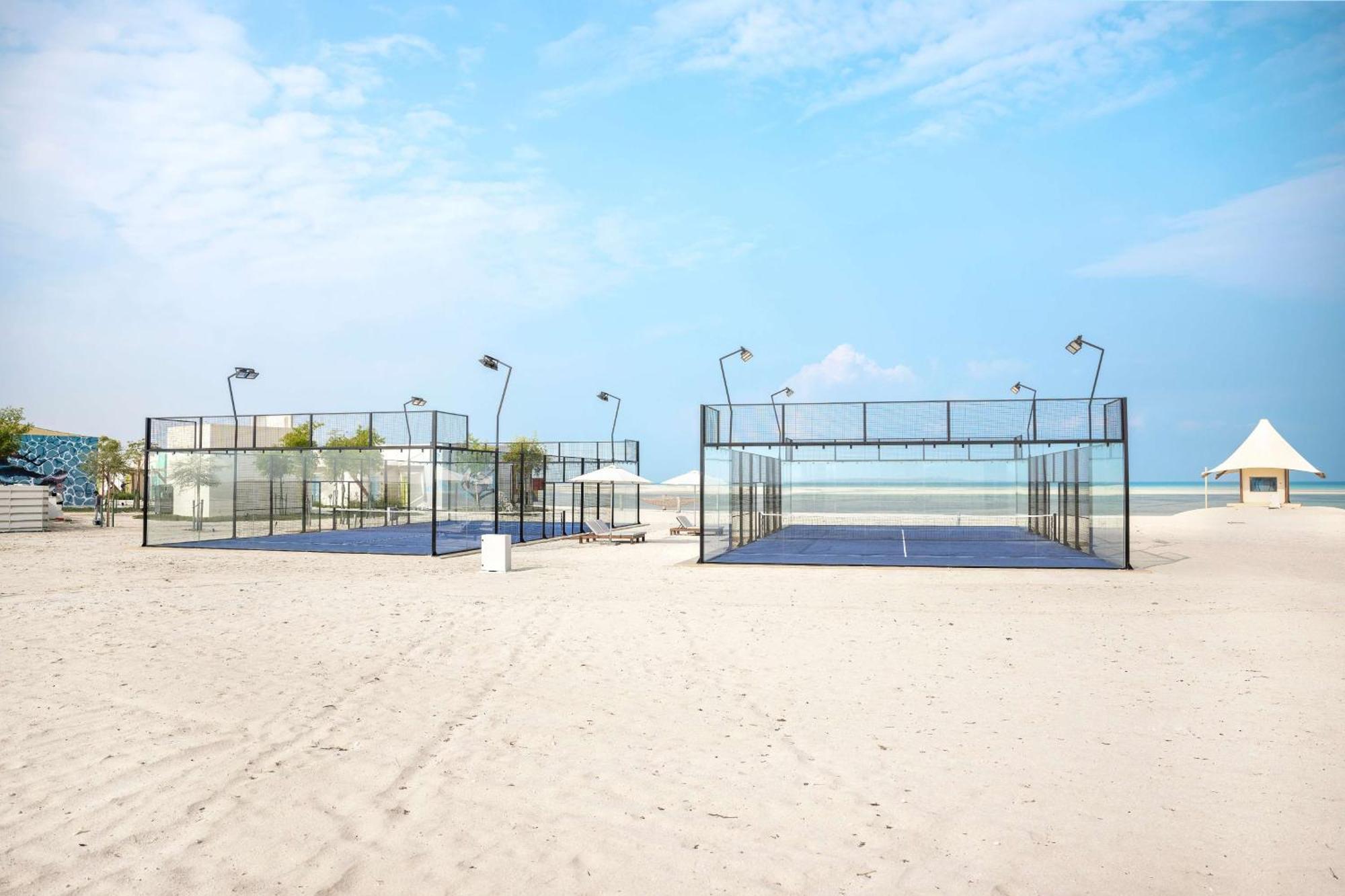 Fuwayrit Fuwairit Kite Beach, Tapestry Collection By Hilton מראה חיצוני תמונה