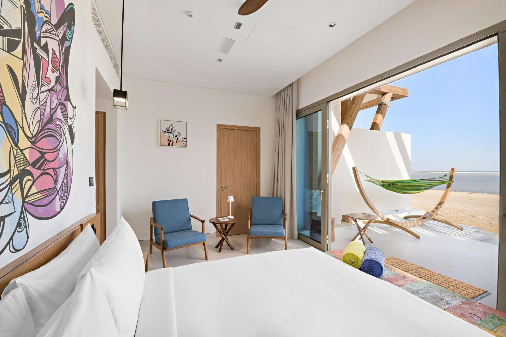 Fuwayrit Fuwairit Kite Beach, Tapestry Collection By Hilton מראה חיצוני תמונה
